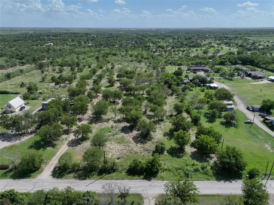 983 Longhollow Rd, Dale, TX 78616 - Image #3