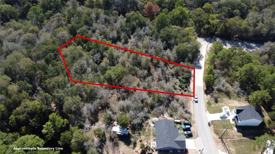 243 Hanauma Dr, Bastrop, TX 78602 - Image #3