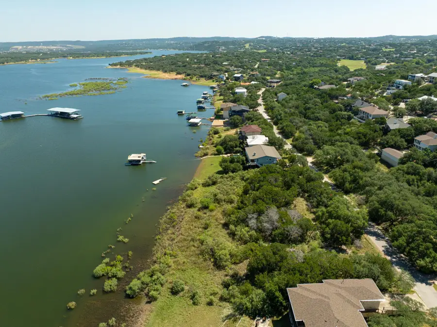 3500 Parliament Cv, Lago Vista, TX 78645 - #2