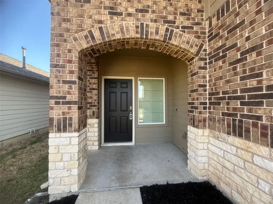 161 Roanwood Dr, San Marcos, TX 78666 - #3