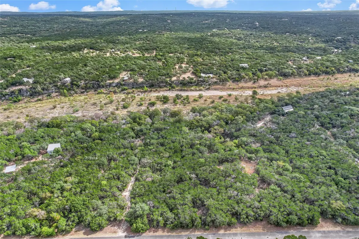 401 Days End Rd, Wimberley, TX 78676 - #1