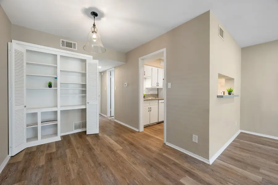 2425 Ashdale Dr #29, Austin, TX 78757 - #2
