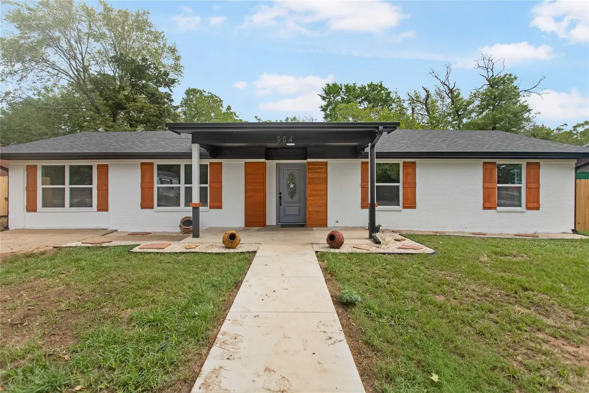 904 Westview Cir, Caldwell, TX 77836 - #1