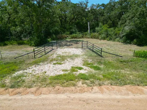1742 County Road 413 N #TRACT 3, Lexington, TX 78947