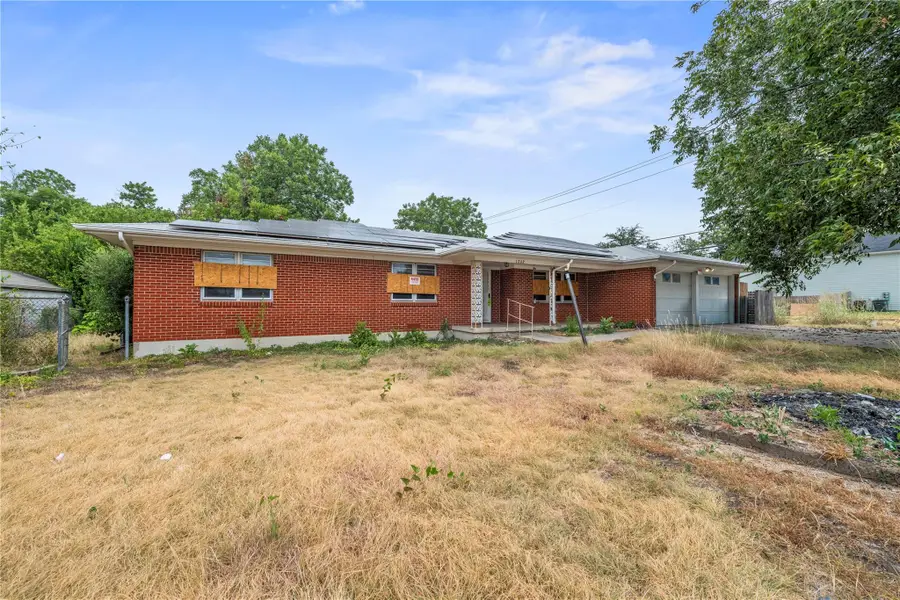 1202 S 51st St, Temple, TX 76504 - #2