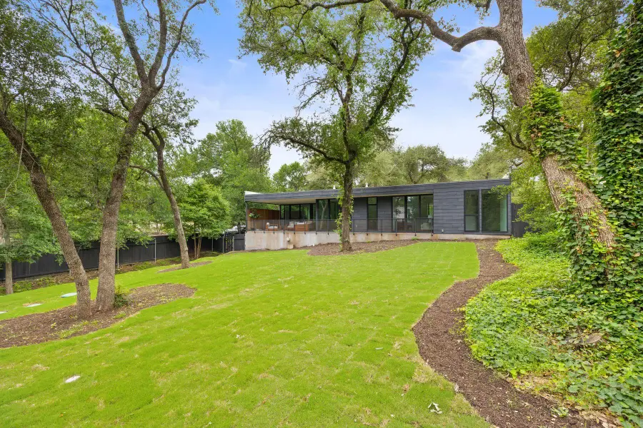 9400 Shady Oaks Dr, Austin, TX 78729 - #2