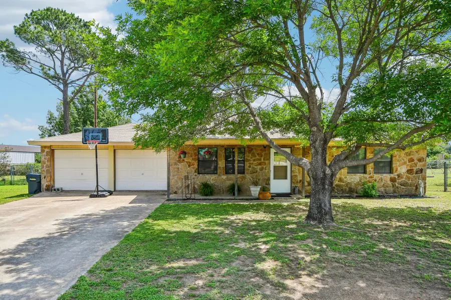 115 Mountain View Dr, Burnet, TX 78611 - #2