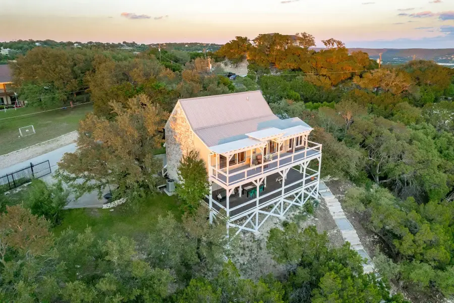 8132 Breeze Way, Jonestown, TX 78645 - Image #2