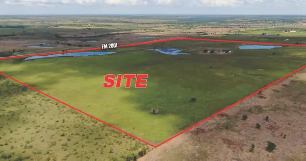 300 Three Lakes Rd, Kyle, TX 78640