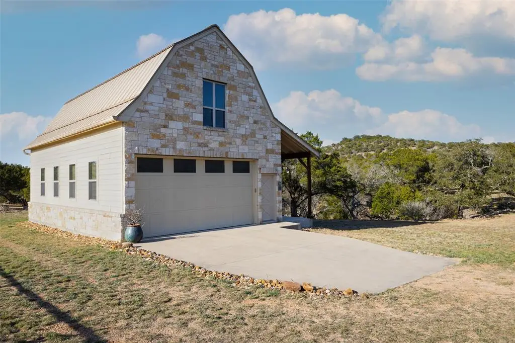 5135 Lookout Ridge Dr, Marble Falls, TX 78654 - #1