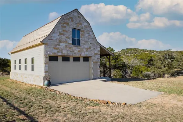 5135 Lookout Ridge Dr, Marble Falls, TX 78654
