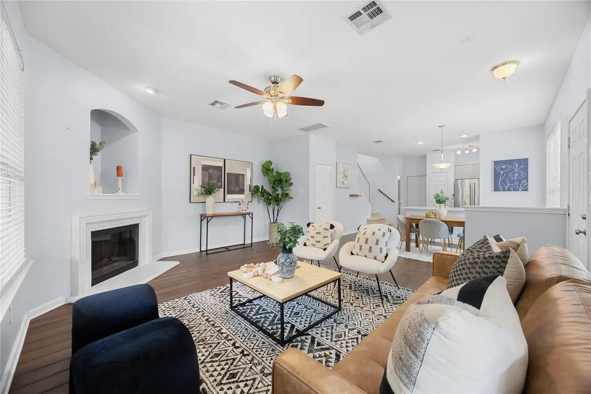 1900 Scofield Ridge Pkwy #6302, Austin, TX 78727 - Image #1