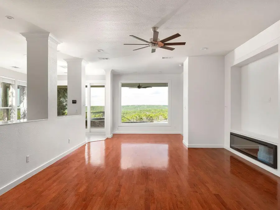 7319 Yaupon Dr, Austin, TX 78759 - #2