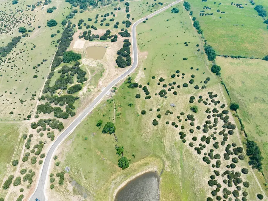 10 Becky Ln, Bertram, TX 78605 - Image #3