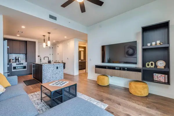 84 East Ave #1902, Austin, TX 78701