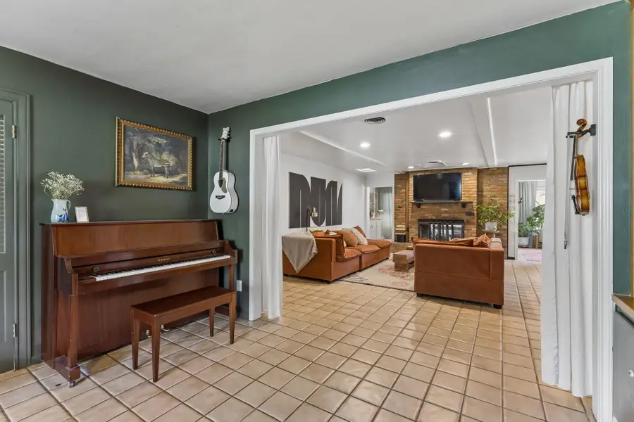 103 W Mimosa Cir, San Marcos, TX 78666 - #3