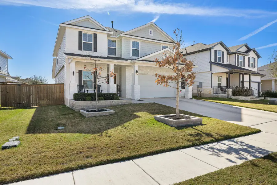 201 Crystal Brook Dr, Liberty Hill, TX 78642 - Image #3