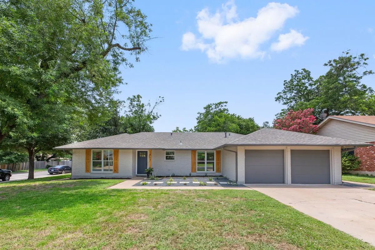 911 Cripple Creek Dr, Austin, TX 78758 - #1