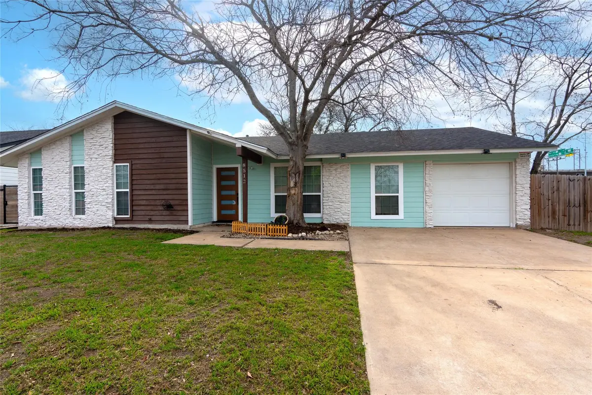 8512 Remington Ln, Austin, TX 78758 - #1