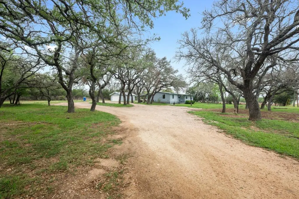 1169 W Us Highway 290, Johnson City, TX 78636 - #1