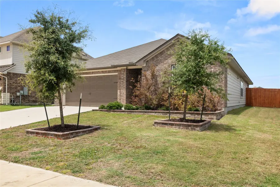 105 Saviano Rd, Hutto, TX 78634 - #2