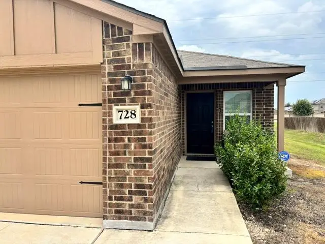728 Shoal Creek Crk, New Braunfels, TX 78132 - #1