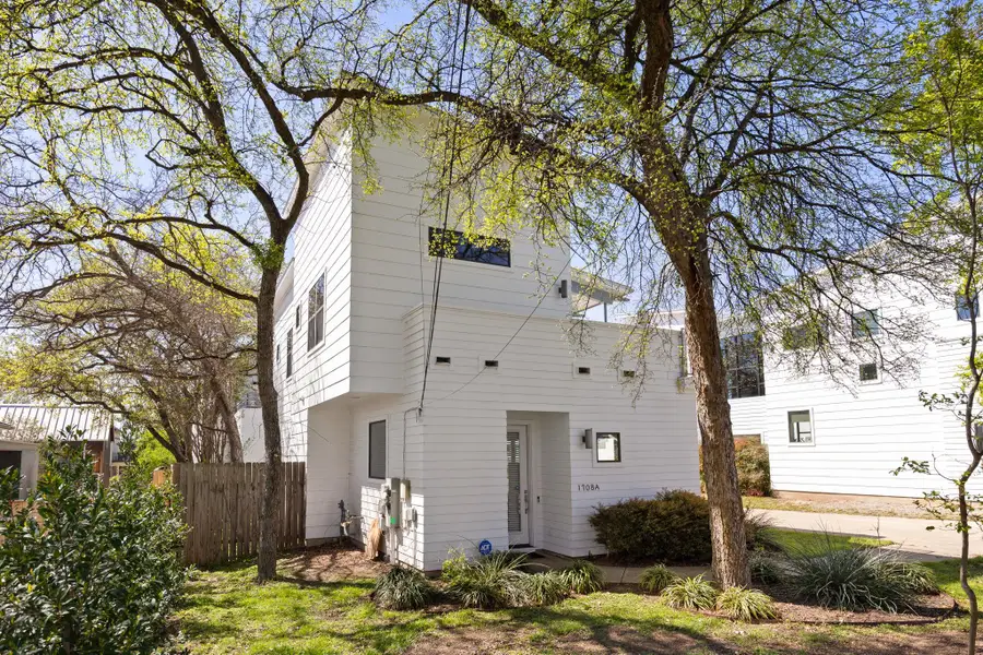1708 Harvey St #1, Austin, TX 78702 - #3