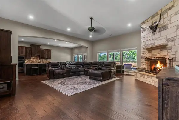 404 First Down Dash, Burnet, TX 78611