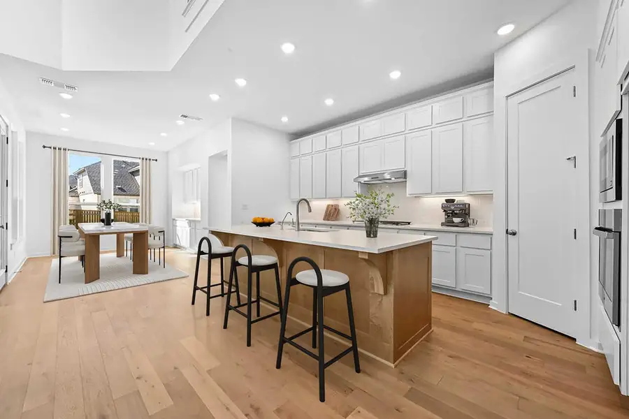 221 Wild Lily Trl, Georgetown, TX 78628 - Image #2