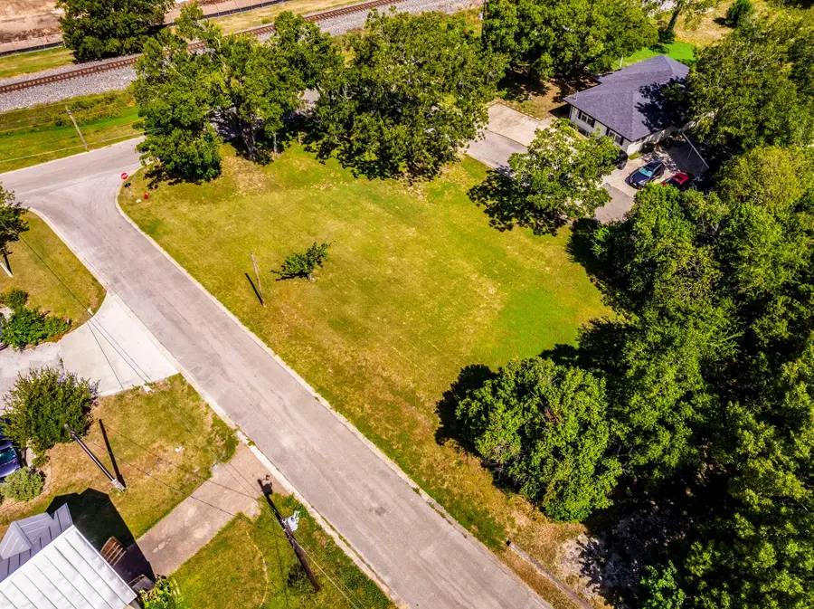 301 Railroad St, Buda, TX 78610 - #3