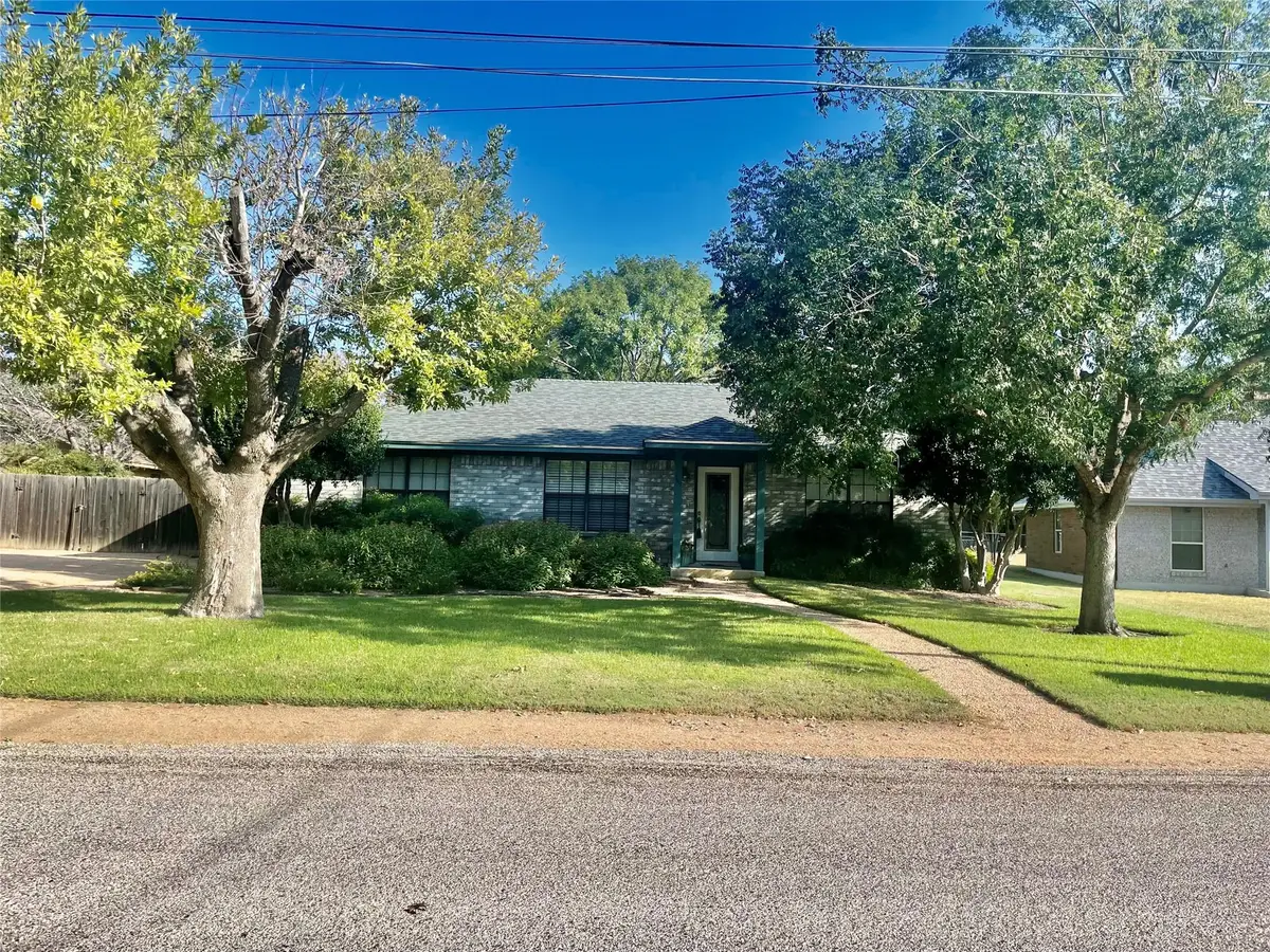 1113 Hackberry Dr, Marble Falls, TX 78654 - #1
