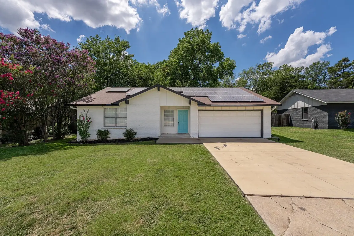 7300 Lazy Creek Dr, Austin, TX 78724 - #1