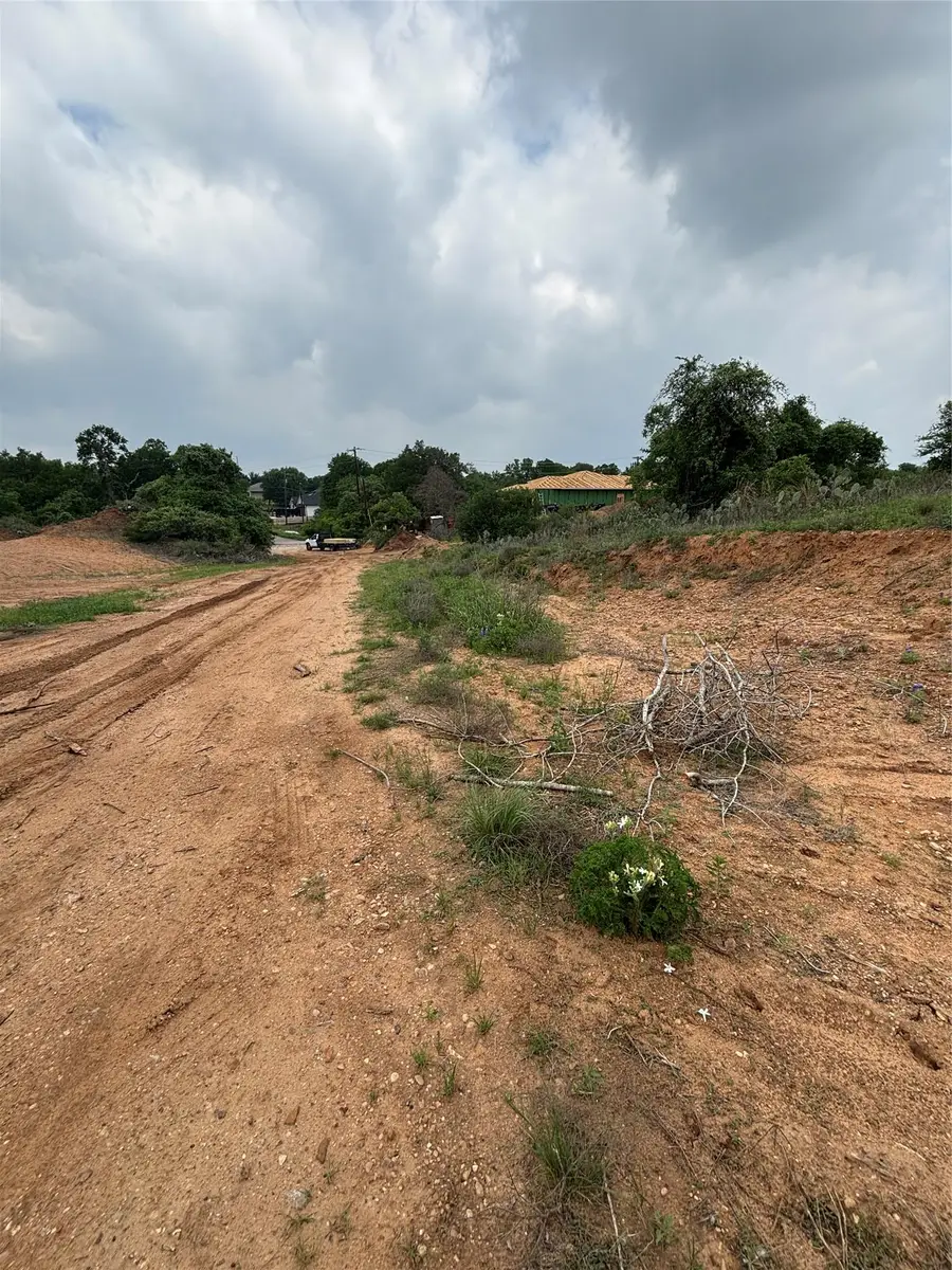 316 Kahana Ln, Bastrop, TX 78602 - Image #2