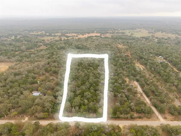 229 Milam Ln, Bastrop, TX 78602