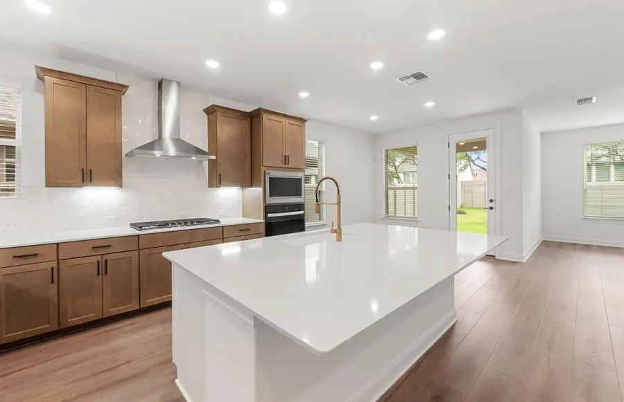 829 Round Mountain Pass, Georgetown, TX 78628 - Image #3