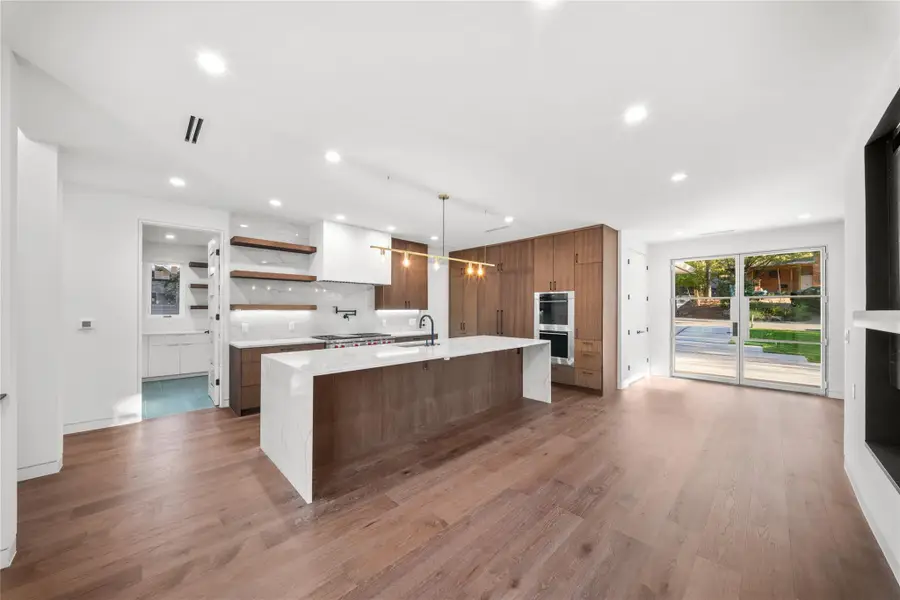 2904 Westhill Dr, Austin, TX 78704 - Image #2