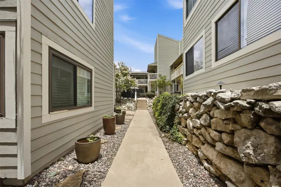 5801 Thunderbird St #B-22, Lago Vista, TX 78645 - #3