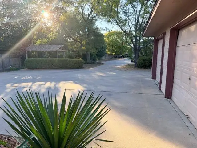 904 Quartz Ct #Unit A and Unit B, Cedar Park, TX 78613 - Image #3