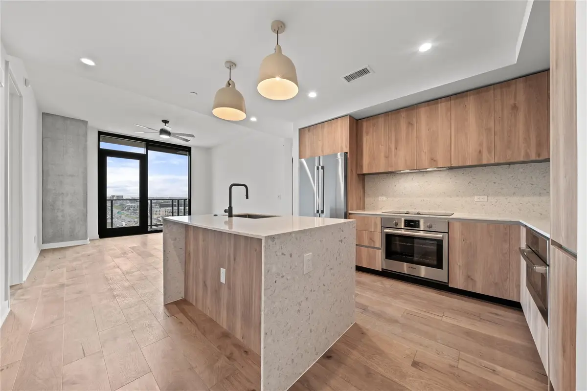 84 East Ave #2403, Austin, TX 78701 - Image #1