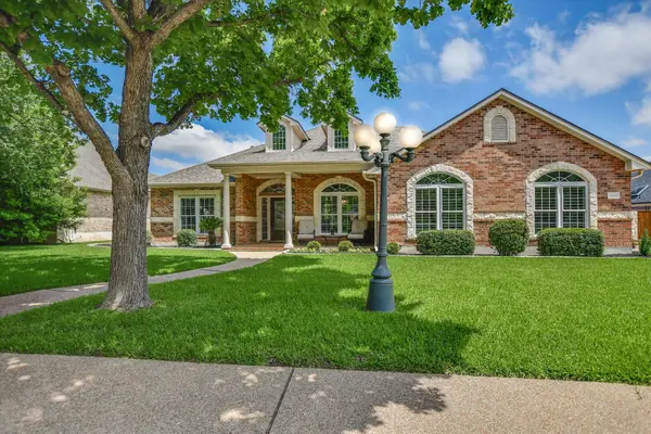1930 Savannah Dr, Round Rock, TX 78681