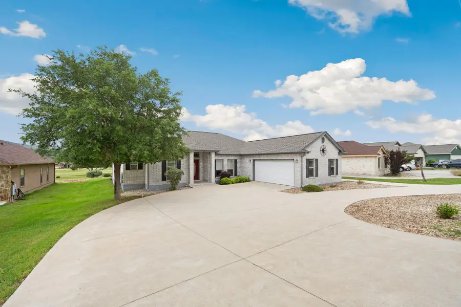 460 Shayla Ln, Canyon Lake, TX 78133 - #2