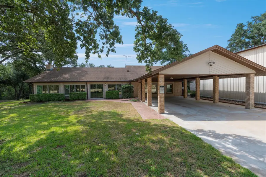 1141 Western Hills Rd, Rockdale, TX 76567 - Image #2