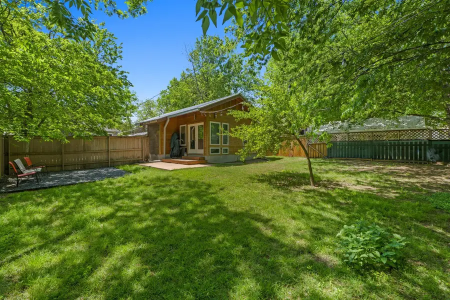 504 E 38th 1/2 St, Austin, TX 78751 - Image #2