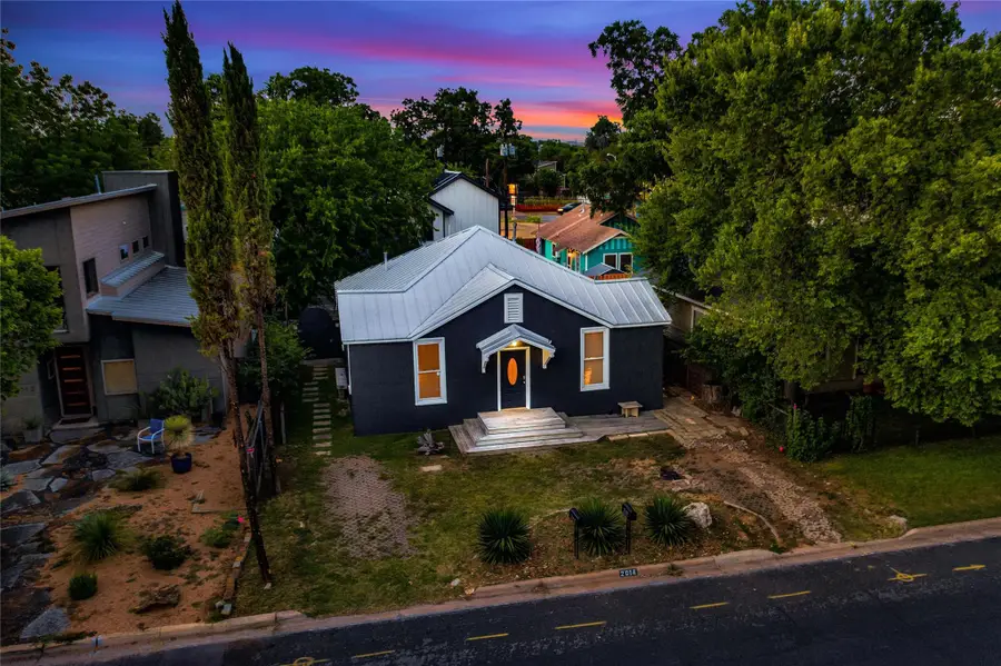 2014 Willow St #1, Austin, TX 78702 - Image #2