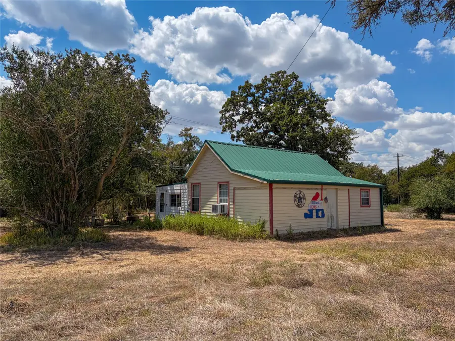 8947 S Fm 1915, Buckholts, TX 76518 - #3