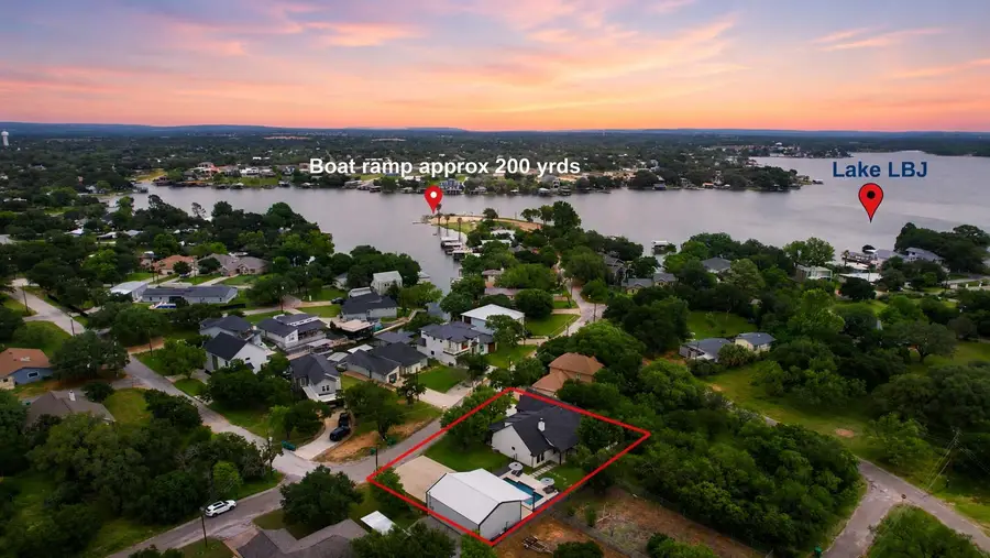 304 Robinhood Ln, Granite Shoals, TX 78654 - #2