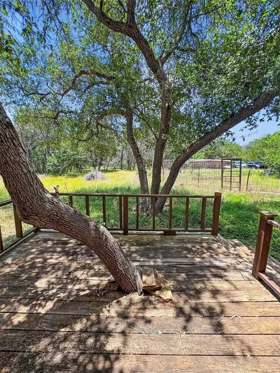 1101 Days End Rd, Wimberley, TX 78676 - #3