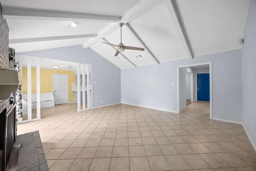 1301 S Meadows Dr, Austin, TX 78758 - Image #3