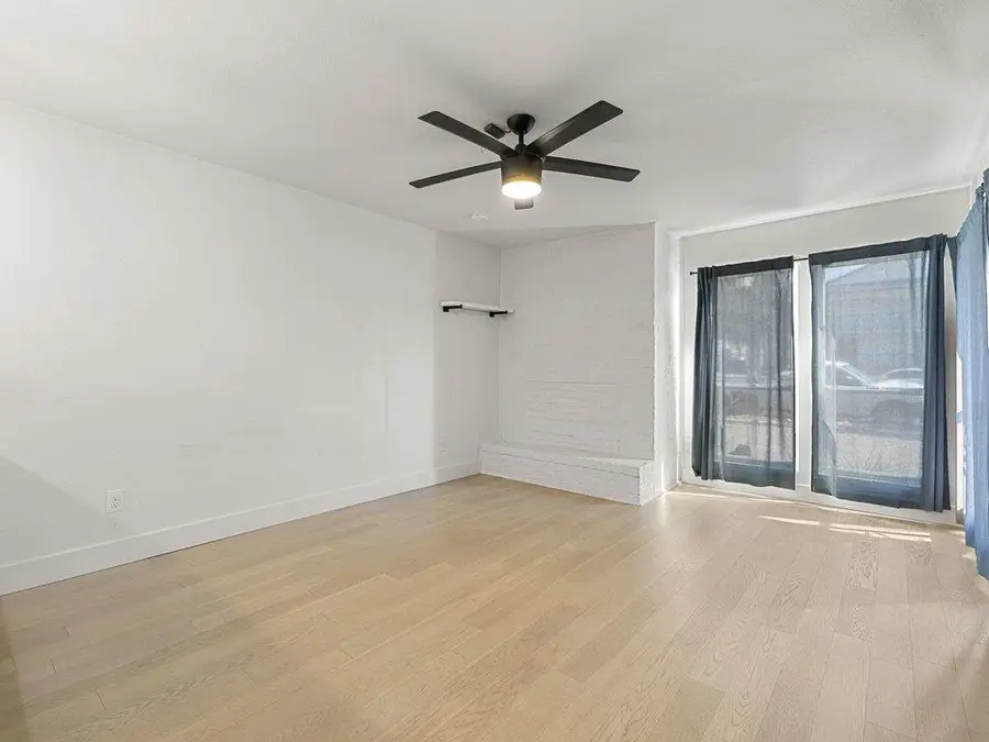 909 Reinli St #102, Austin, TX 78751 - #3