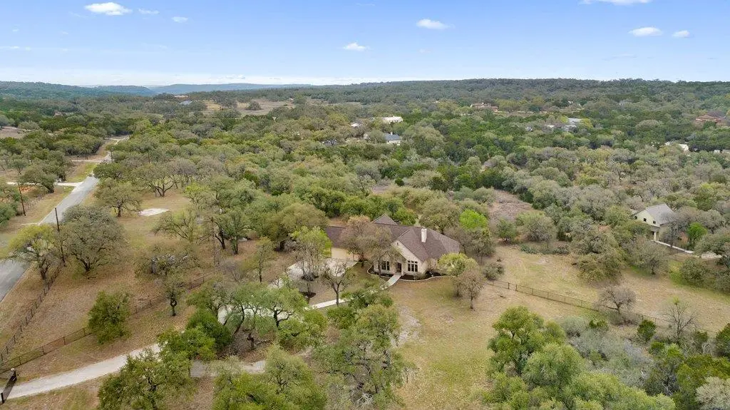 350 Buffalo Springs Rd, New Braunfels, TX 78132 - #1